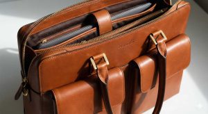 Milano Moda Haftası'ndan Prada, Miu Miu ve Bottega Veneta çanta tasarımları kolajı