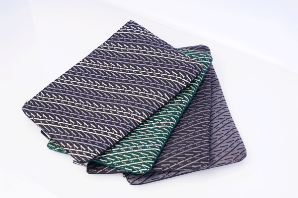 Monogram Laptop Case (Green)