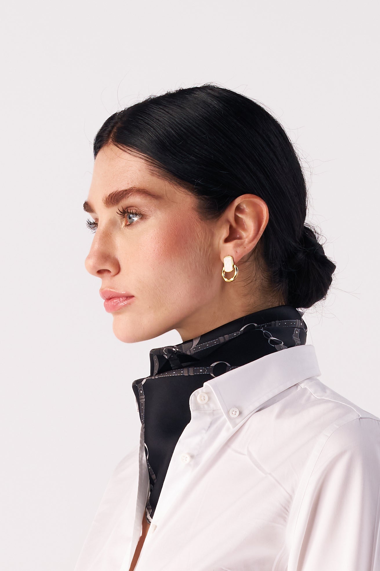 Silk Mini Scarf with Equestrian Link print - Image 15